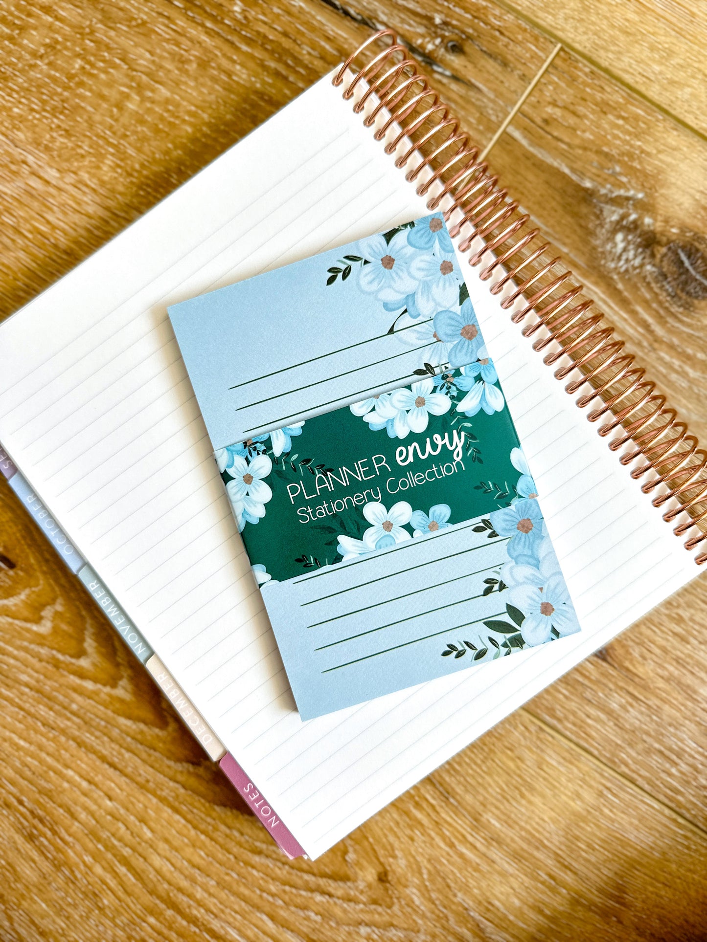 Light Blue Floral Spring Notepad - 4x6 Inches (*Notepad Only*)
