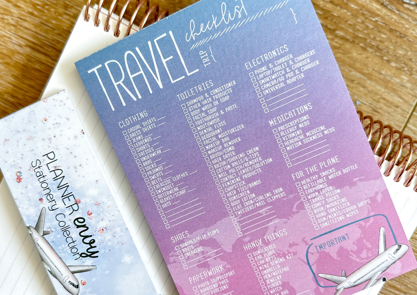 Travel Essentials Checklist Things to Pack Notepad - 5x7 Inches (*Notepad Only*)