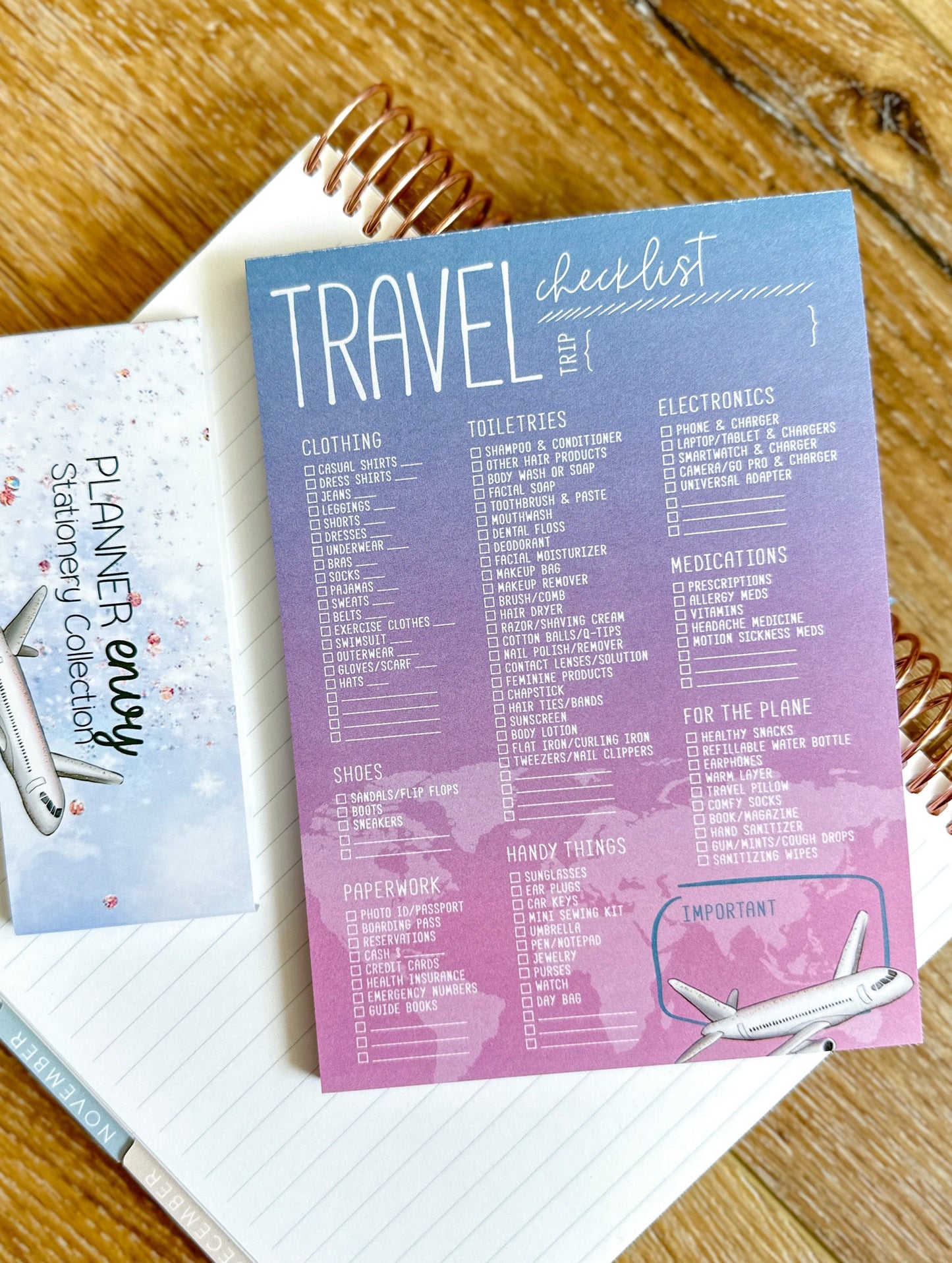 Travel Essentials Checklist Things to Pack Notepad - 5x7 Inches (*Notepad Only*)
